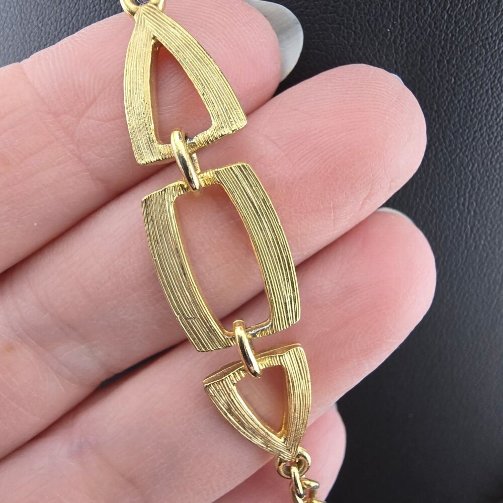 Gold Tone Tassel Necklace With Textured Pendant & Chain Links - Picture 5 of 10